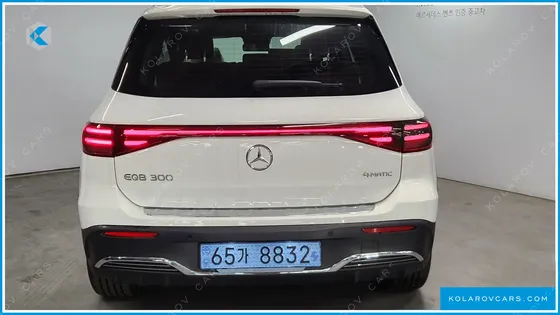 MERCEDES EQB EQB300 4MATIC AMG LINE