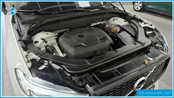 VOLVO XC60 T8 R-DESIGN