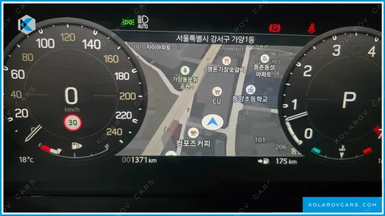 LAND ROVER DEFENDER 110 P300 X-DYNAMIC SE