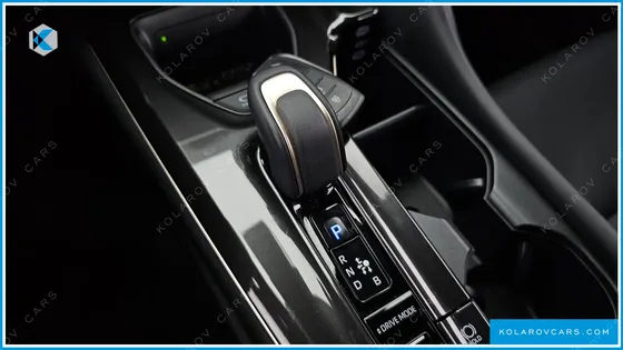 TOYOTA CROWN 2.5 4WD HYBRID