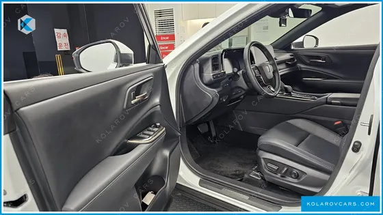 TOYOTA CROWN 2.5 4WD HYBRID