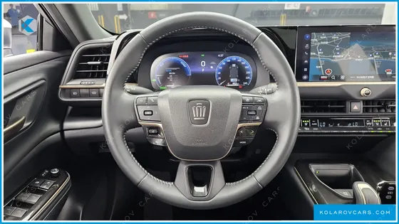 TOYOTA CROWN 2.5 4WD HYBRID