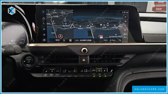 TOYOTA CROWN 2.5 4WD HYBRID