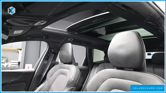 VOLVO XC60 T8 R-DESIGN