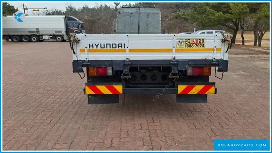 HYUNDAI MEGA TRUCK GOLD