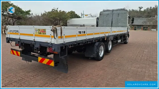 HYUNDAI MEGA TRUCK GOLD