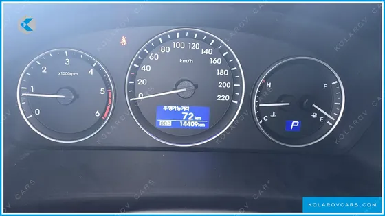 HYUNDAI GRAND STAREX NONE