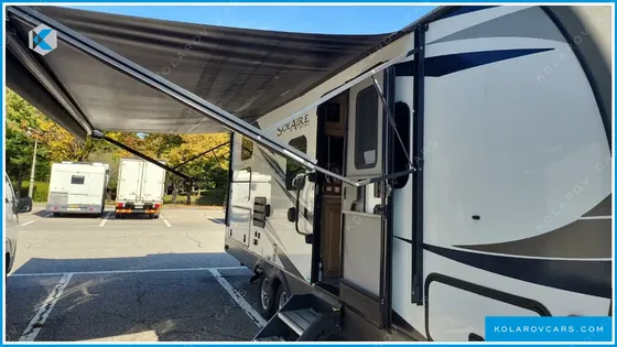 CAMPING TRAILER OR NONE