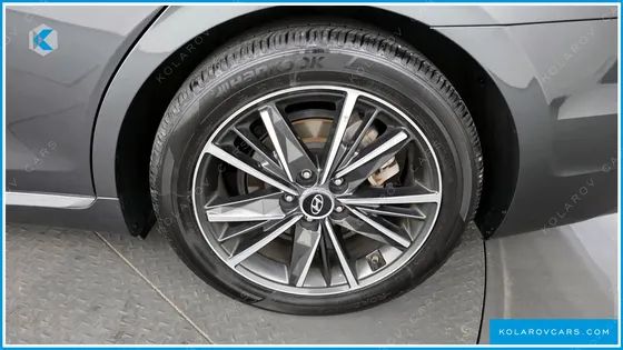 HYUNDAI GRANDEUR 2.5