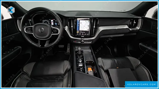 VOLVO XC60 T8 R-DESIGN