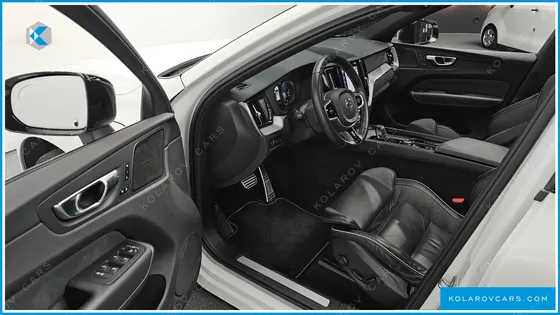 VOLVO XC60 T8 R-DESIGN
