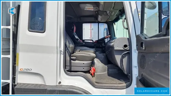 HYUNDAI MEGA TRUCK GOLD