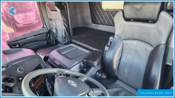 HYUNDAI TRAGO TRAGO 6X4