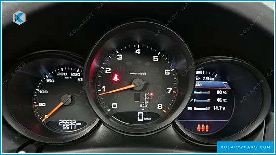 PORSCHE MACAN 2.0