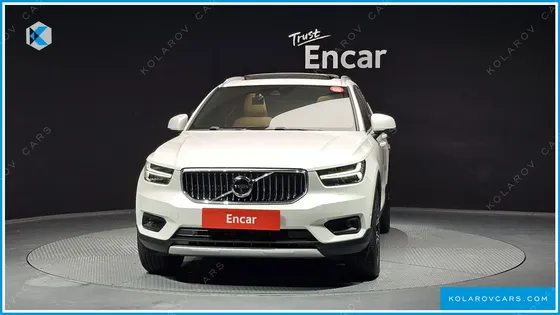 VOLVO XC40 B4 INSCRIPTION