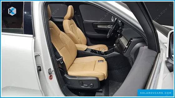 VOLVO XC40 B4 INSCRIPTION