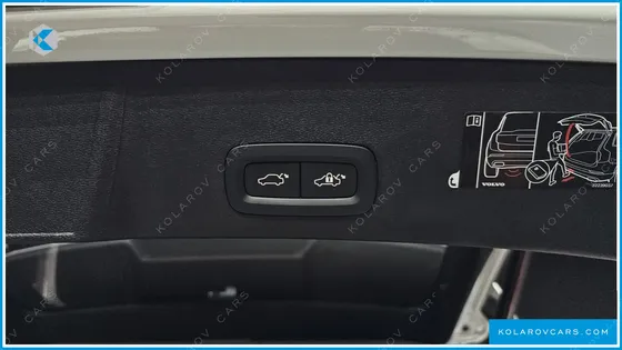 VOLVO XC40 B4 INSCRIPTION