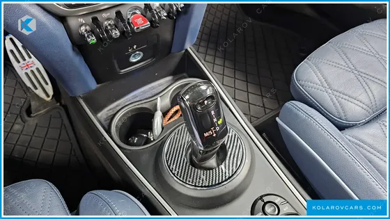 MINI COUNTRYMAN ALL4 CLASSIC LAUNCH PACK
