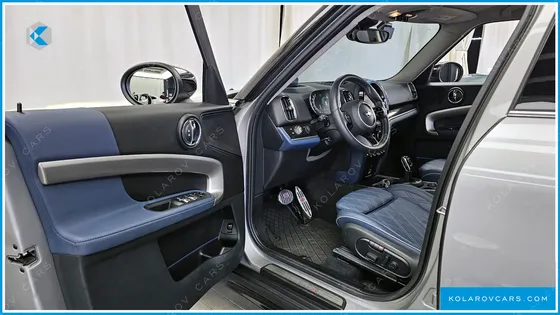 MINI COUNTRYMAN ALL4 CLASSIC LAUNCH PACK