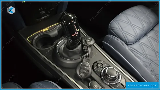 MINI COUNTRYMAN ALL4 CLASSIC LAUNCH PACK