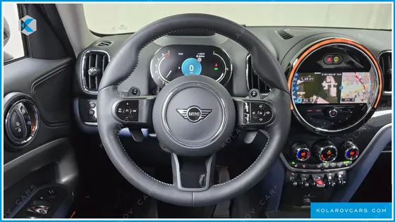 MINI COUNTRYMAN ALL4 CLASSIC LAUNCH PACK