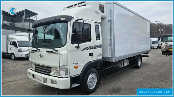 HYUNDAI MEGA TRUCK GOLD