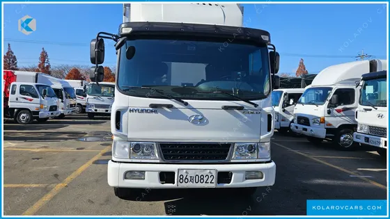 HYUNDAI MEGA TRUCK GOLD
