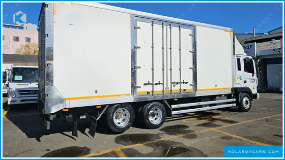 HYUNDAI MEGA TRUCK GOLD