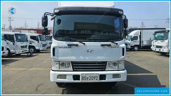 HYUNDAI MEGA TRUCK GOLD