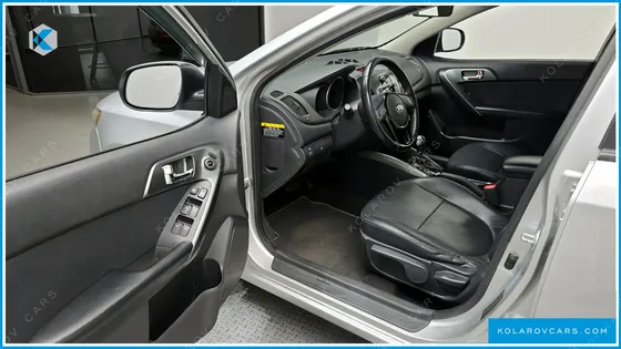 KIA FORTE 1.6 GDI LUXURY