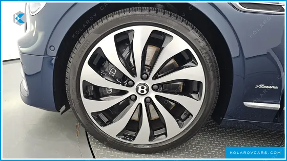 BENTLEY FLYING SPUR 4.0 AZURE