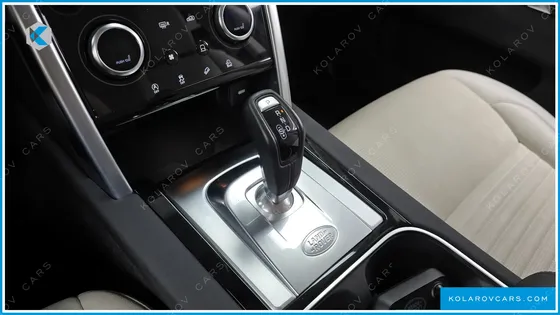 LAND ROVER DISCOVERY SPORT P250 SE