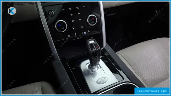 LAND ROVER DISCOVERY SPORT P250 SE