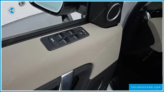LAND ROVER DISCOVERY SPORT P250 SE