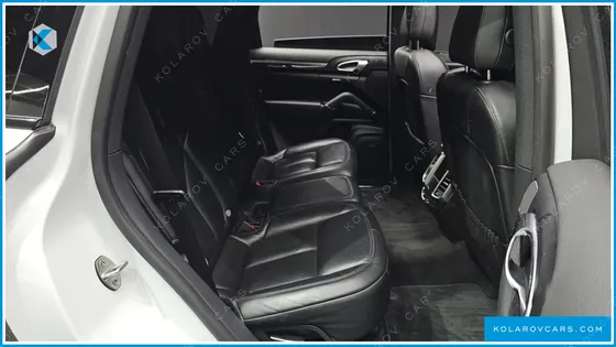 PORSCHE CAYENNE 3.0 DIESEL PLATIUM EDITION