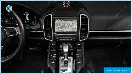 PORSCHE CAYENNE 3.0 DIESEL PLATIUM EDITION