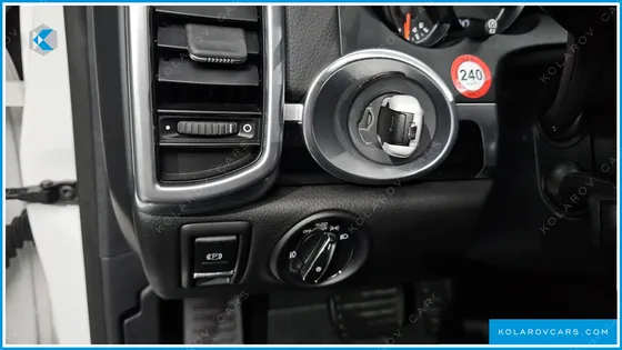PORSCHE CAYENNE 3.0 DIESEL PLATIUM EDITION