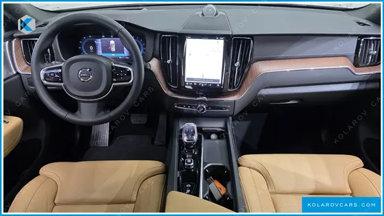 VOLVO XC60 B5 ULTIMATE BRIGHT