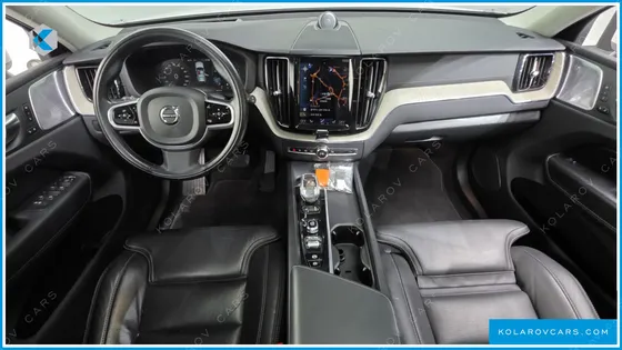 VOLVO XC60 B5 INSCRIPTION