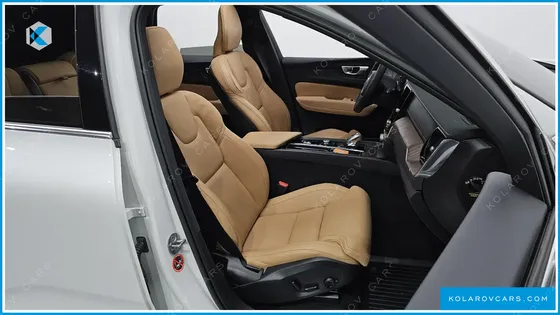 VOLVO XC60 B6 INSCIRTION