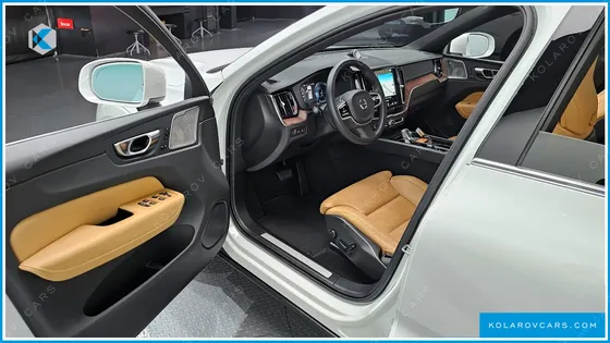 VOLVO XC60 T8 INSCRIPTION