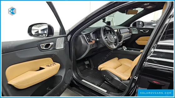 VOLVO XC60 B5 INSCRIPTION