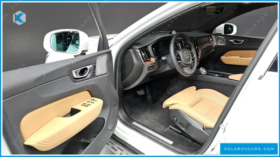 VOLVO XC60 B5 ULTIMATE BRIGHT