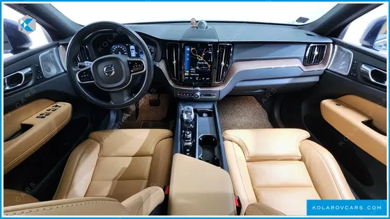 VOLVO XC60 B6 INSCIRTION