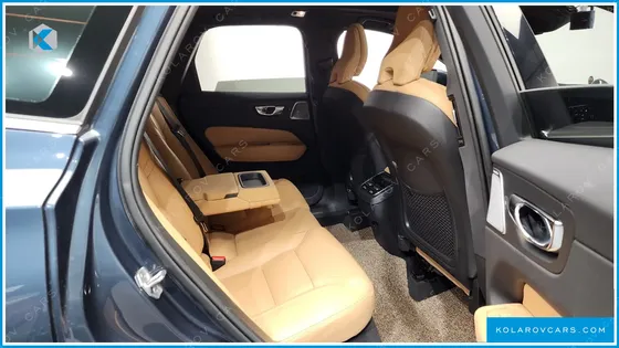 VOLVO XC60 B6 INSCIRTION