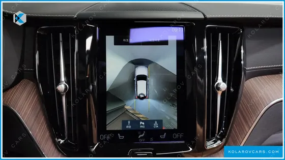 VOLVO XC60 B6 INSCIRTION