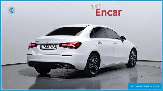 MERCEDES A-CLASS A200D SEDAN