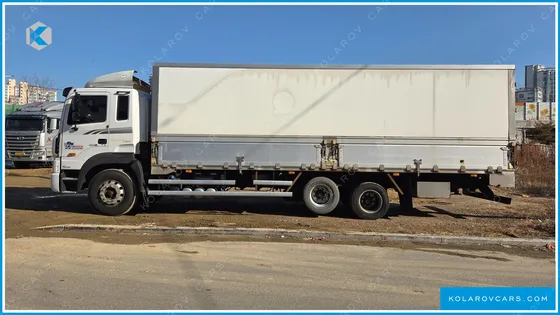 HYUNDAI MEGA TRUCK GOLD