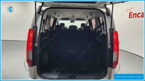HYUNDAI STARIA 4WD TOURER 9-SEATER