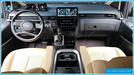 HYUNDAI STARIA CARGO 5-SEATER